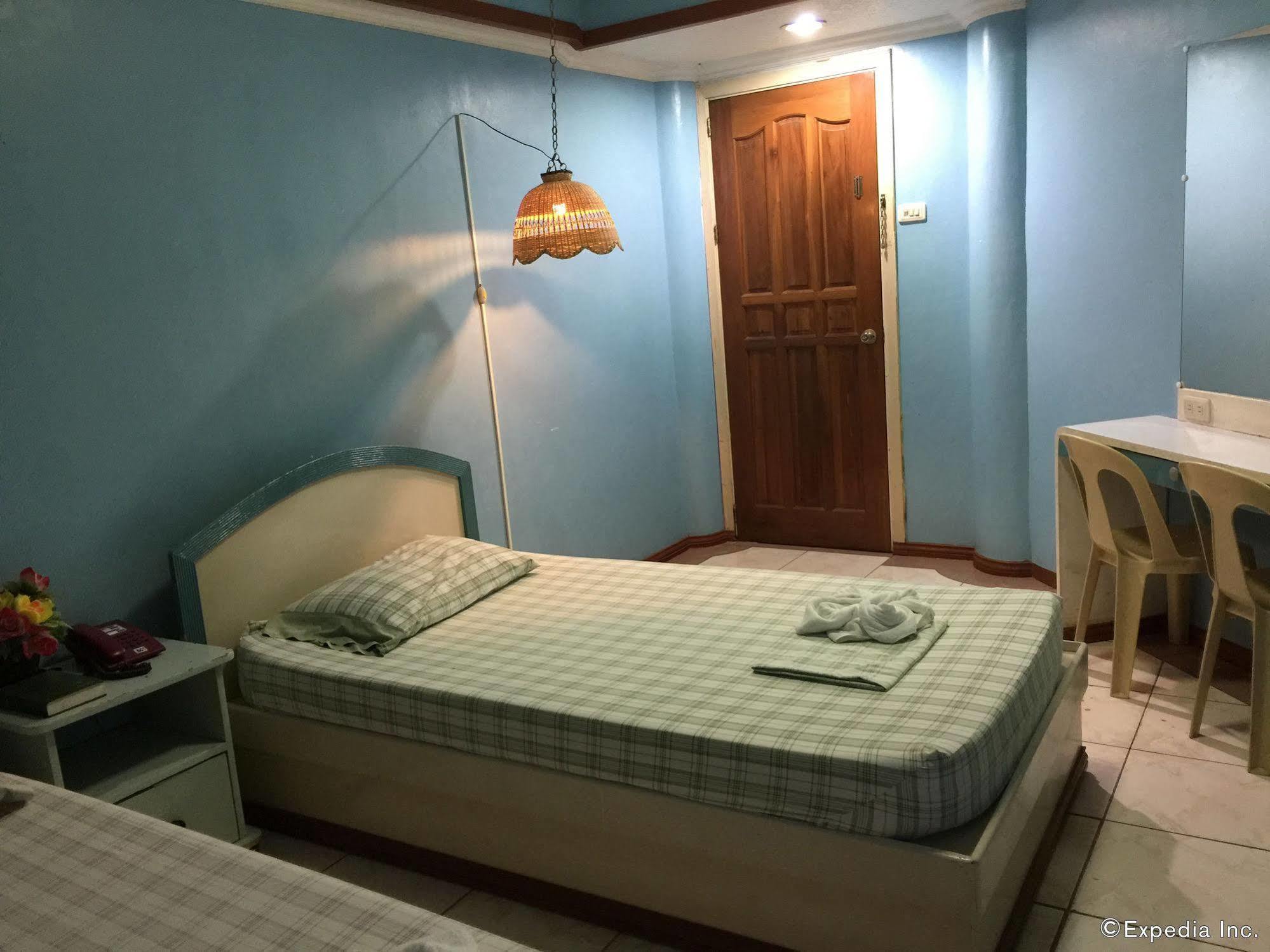 Buen Bella Pension House 塔比拉兰 外观 照片